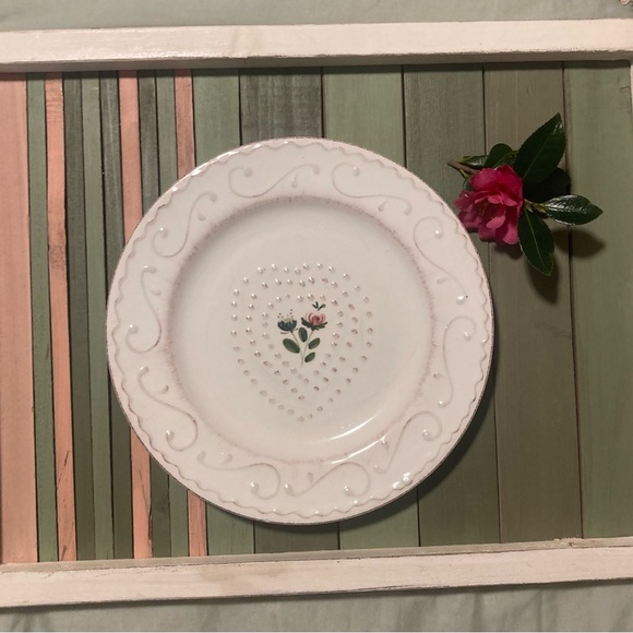 Vintage Ceramiche Toscane Hand-Painted Raised Heart Plate 9” - Picture 2 of 8